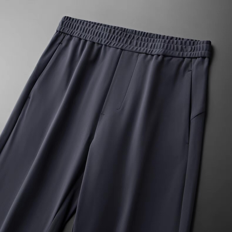 (Arcteryx）始祖鸟简约时尚休闲裤👖身穿着非常舒适 低调不失奢华 穿出去非常有档次,裤型款式和裁剪