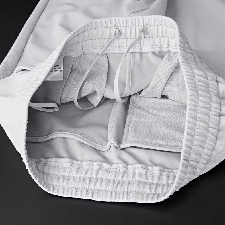 (Arcteryx）始祖鸟简约时尚休闲裤👖身穿着非常舒适 低调不失奢华 穿出去非常有档次,裤型款式和裁剪