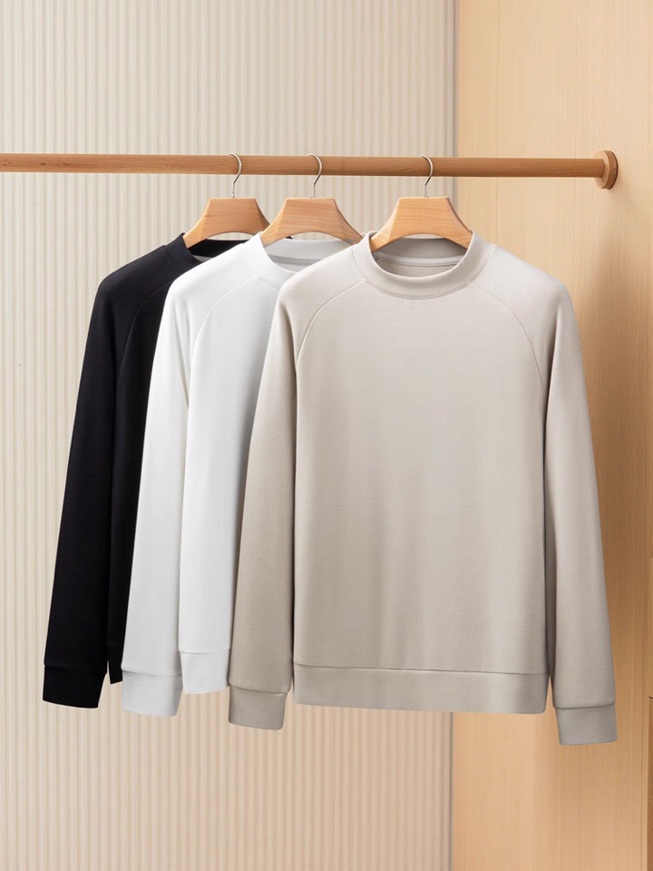 Armani 阿玛尼25秋冬圆领卫衣 极简平纹针织半高圆领套头，极简风格圆领设计，平纹螺纹针织面料，插肩