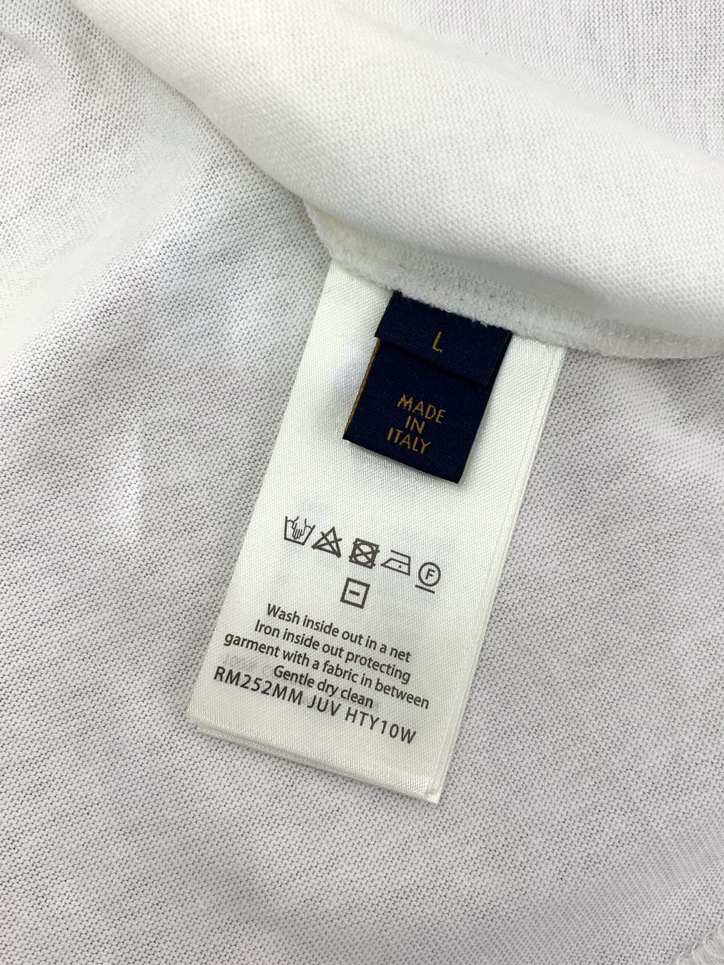 ，LouisVuitton 路易威登，2025夏季最新款，专柜同步有售，原单狠货，时尚休闲圆领短袖T恤，