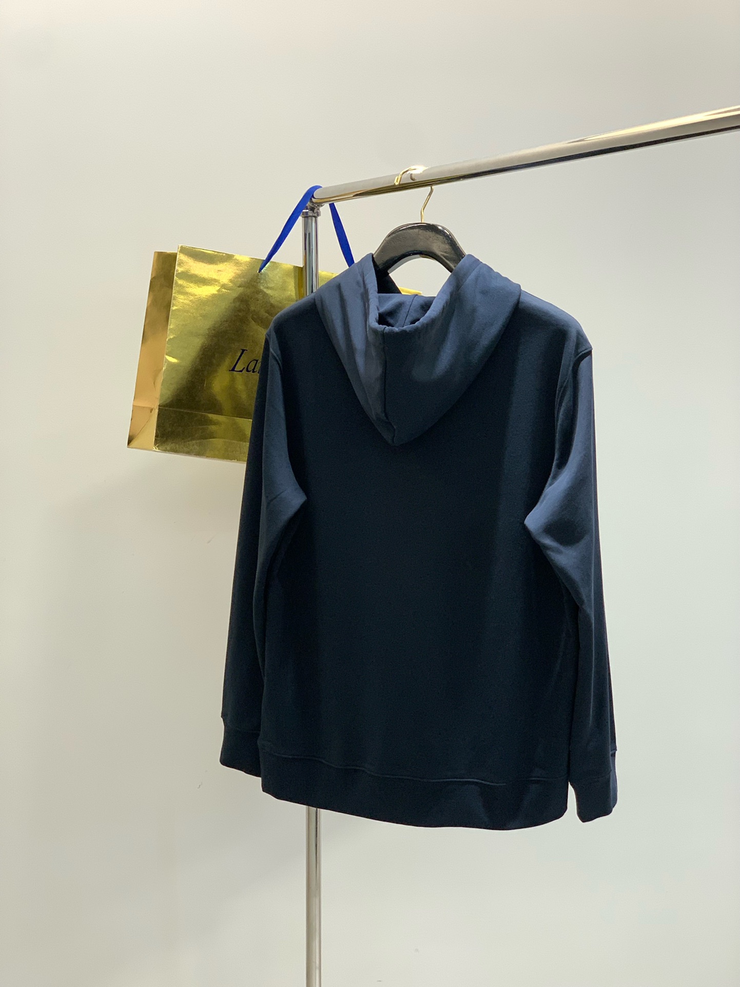 ，Celine 瑟琳，2025秋季新品，专柜同步有售，原单狠货，时尚休闲连帽卫衣，采用进口原版面料，顶级