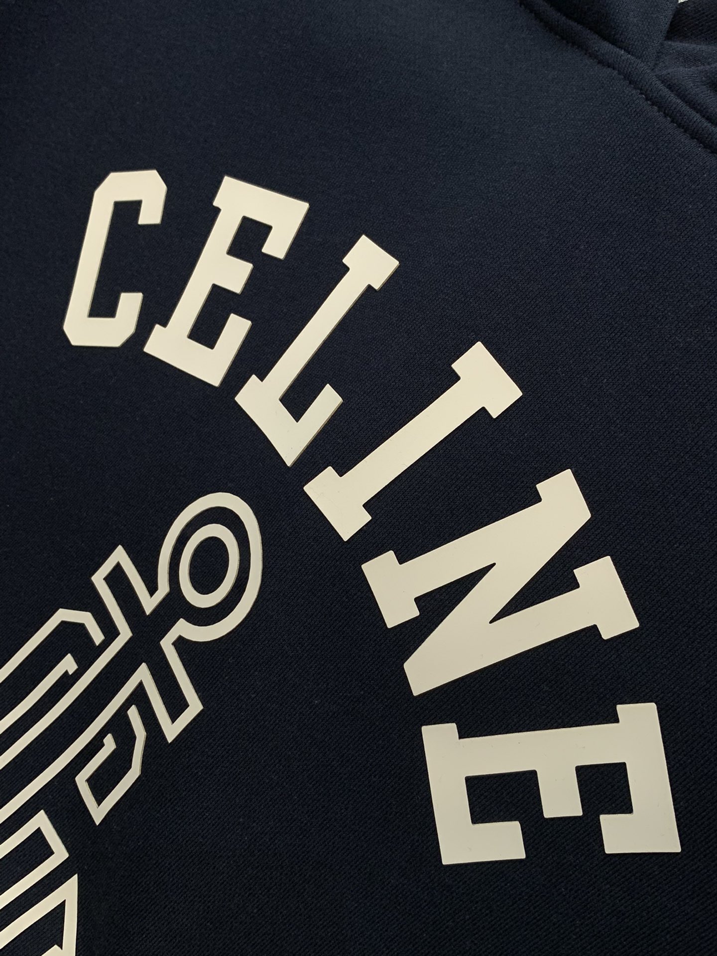 ，Celine 瑟琳，2025秋季新品，专柜同步有售，原单狠货，时尚休闲连帽卫衣，采用进口原版面料，顶级