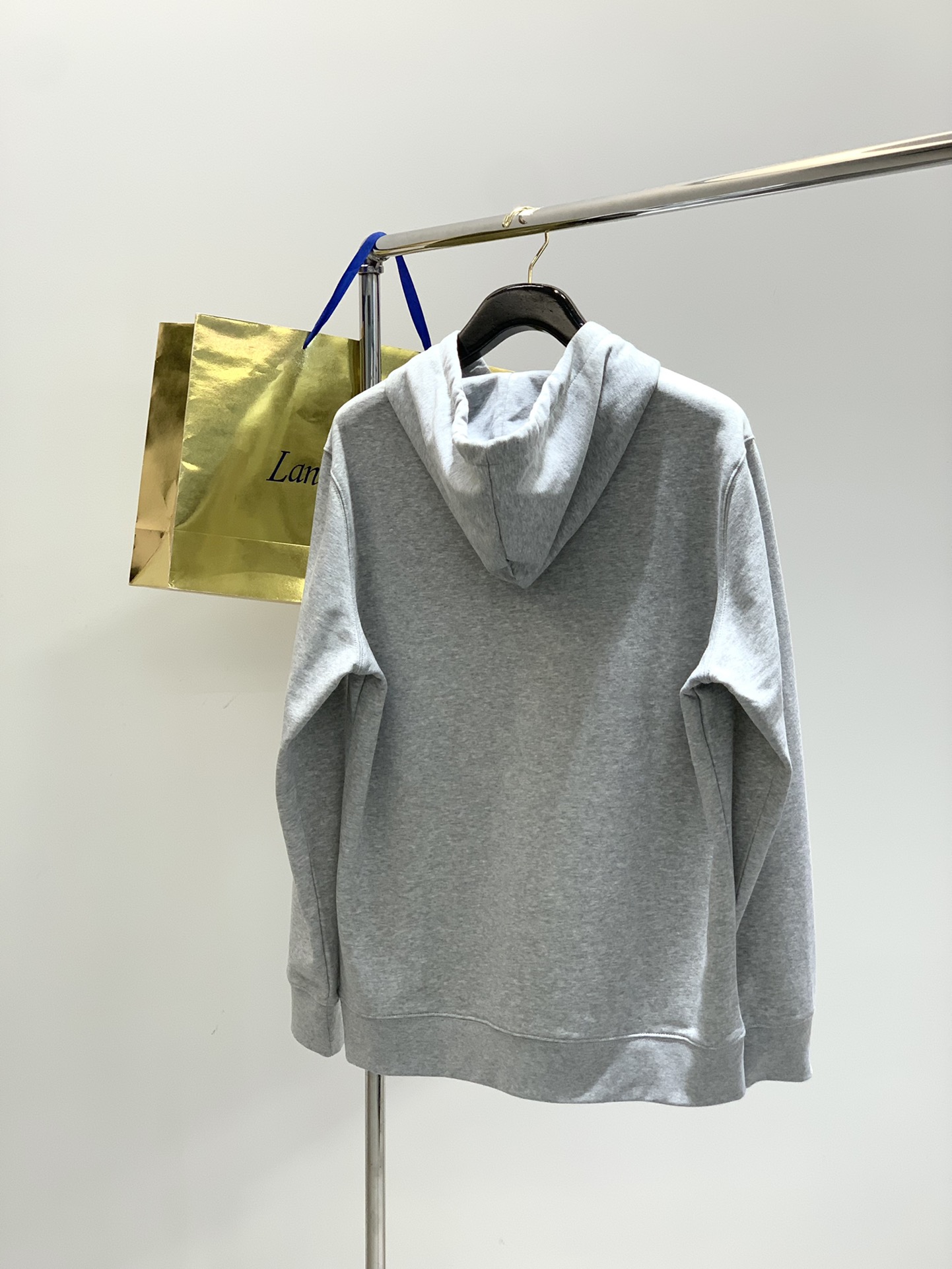 ，Celine 瑟琳，2025秋季新品，专柜同步有售，原单狠货，时尚休闲连帽卫衣，采用进口原版面料，顶级