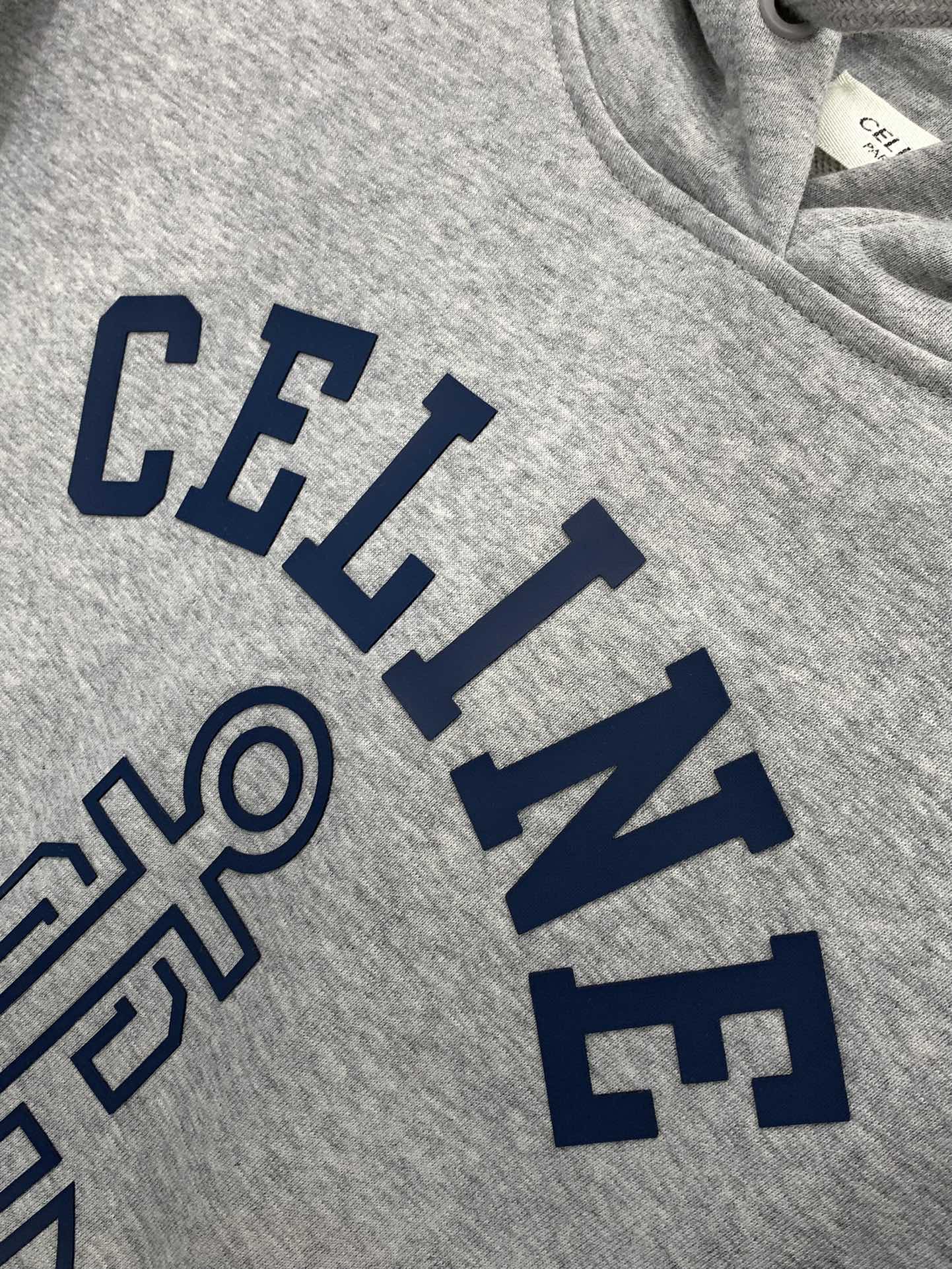 ，Celine 瑟琳，2025秋季新品，专柜同步有售，原单狠货，时尚休闲连帽卫衣，采用进口原版面料，顶级