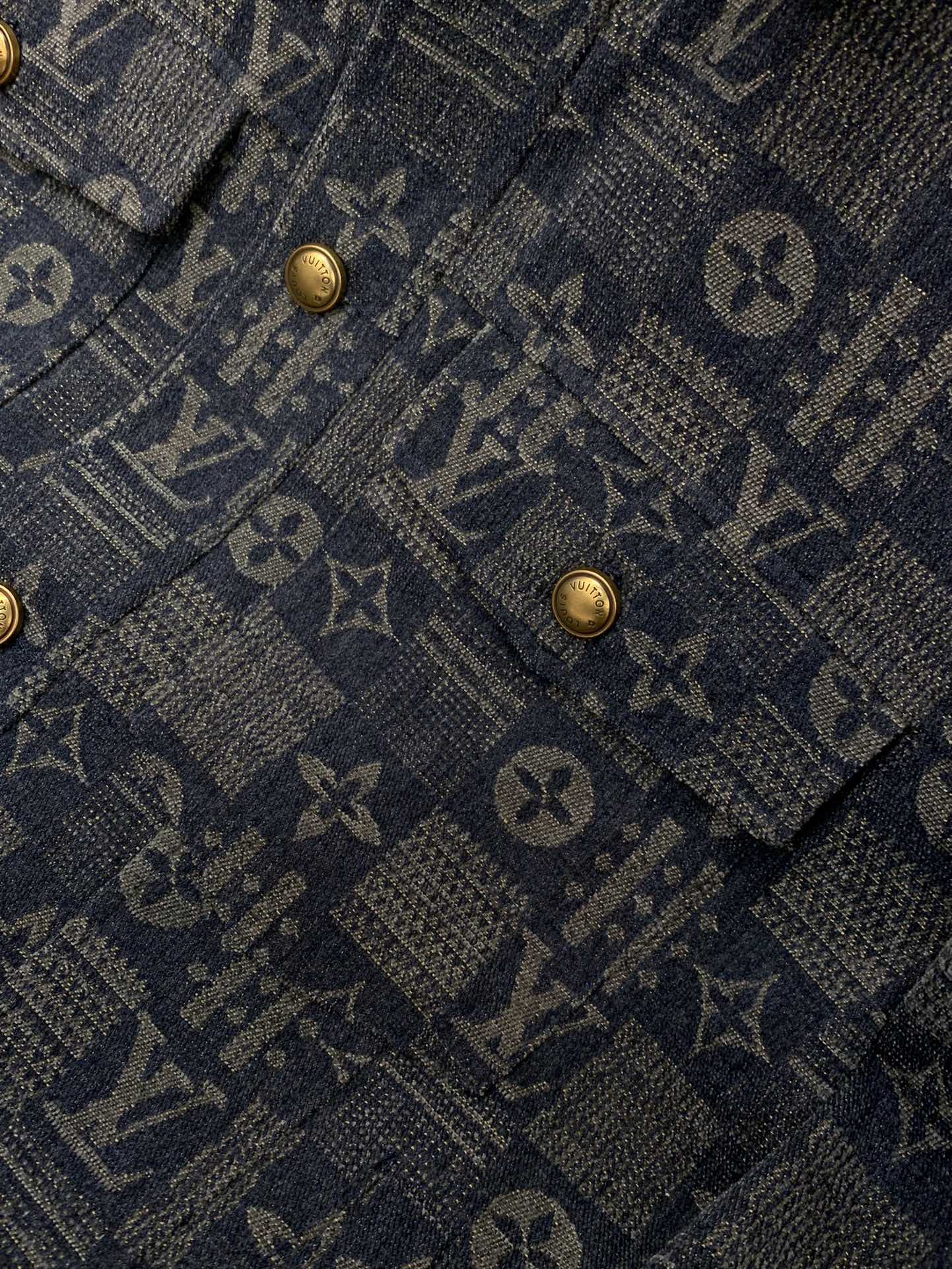 ，LouisVuitton 路易威登，2025秋冬最新款，专柜同步有售，原单狠货，时尚休闲夹克外套，上身