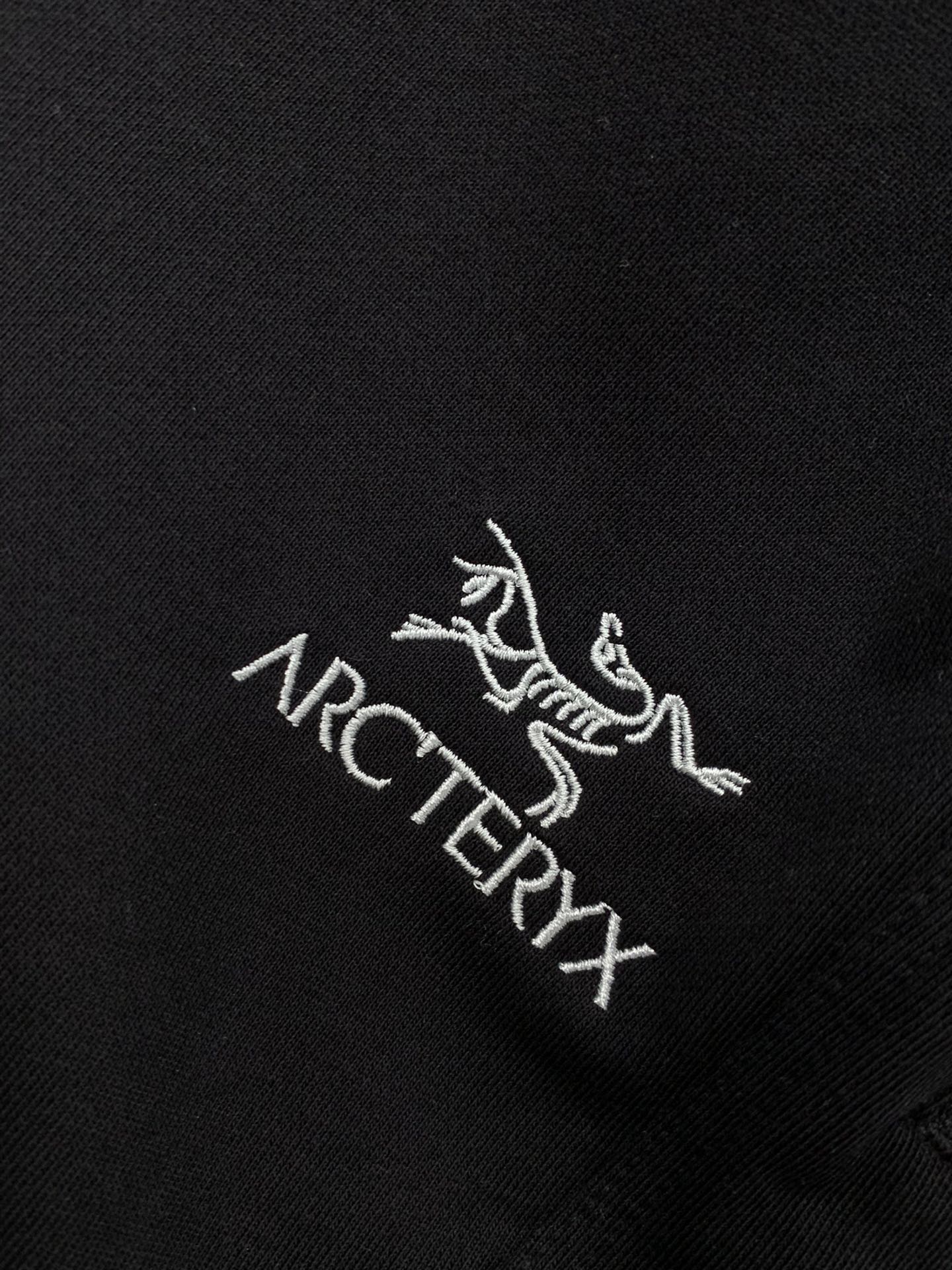 ，ARCTERYX 始祖鸟，2025秋季新品，时尚休闲裤，专柜同步有售，原单狠货，采用进口原版面料，顶级