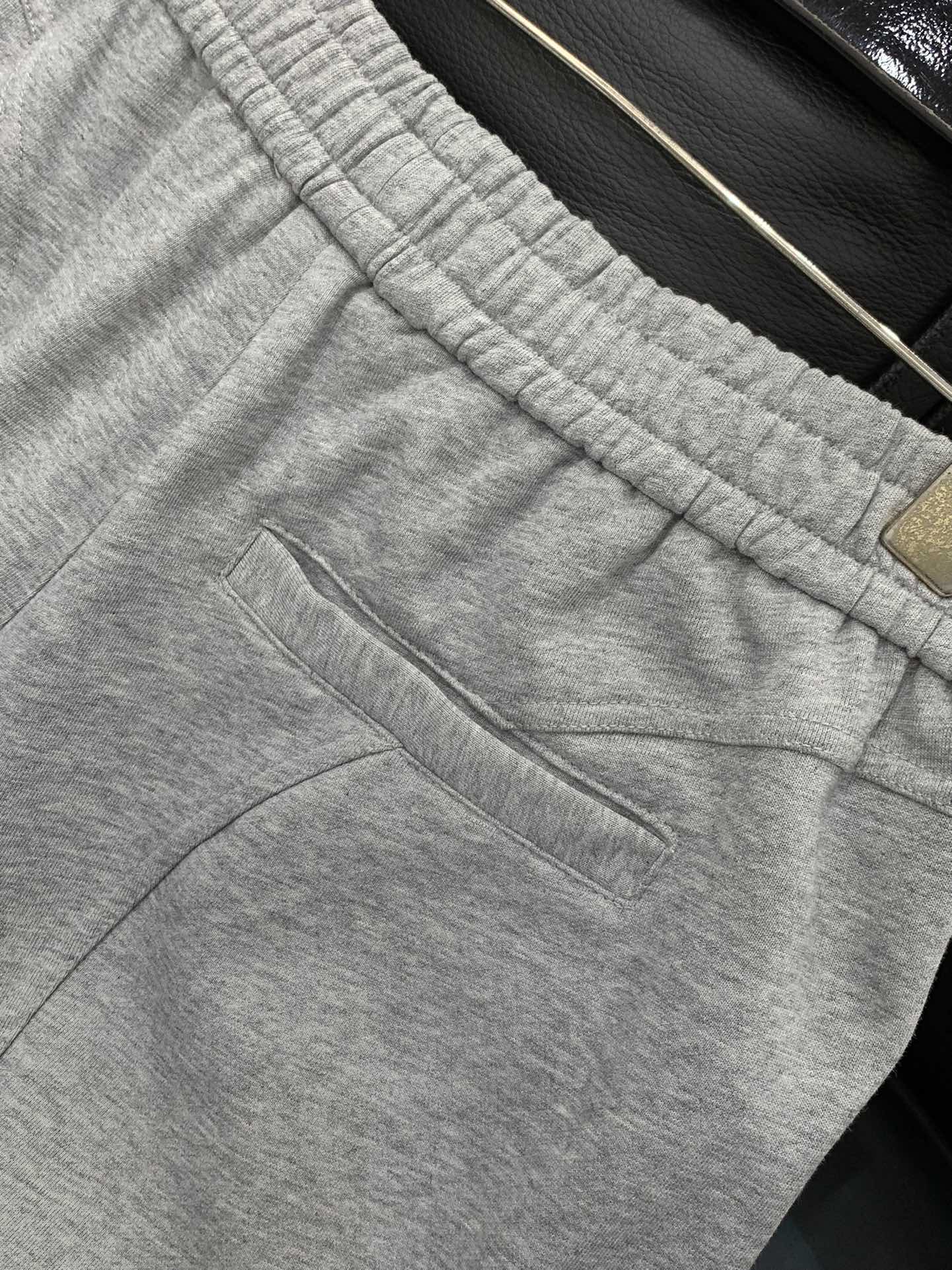 ，ARCTERYX 始祖鸟，2025秋季新品，时尚休闲裤，专柜同步有售，原单狠货，采用进口原版面料，顶级