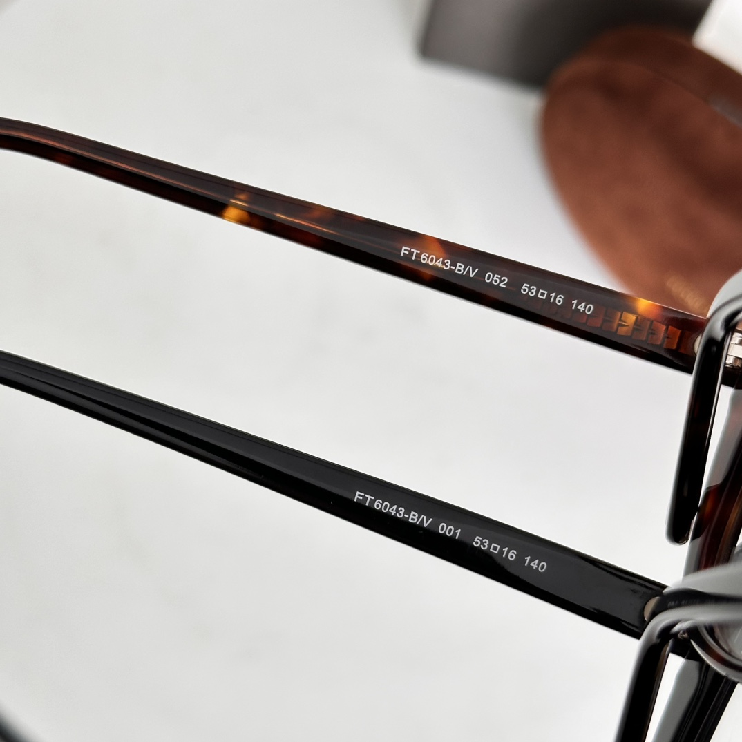 ‼️TOM FOR* 🐍🐍MODEL：FT 6043-B/V💫💫💫SIZE：56口17-140💫💫💫