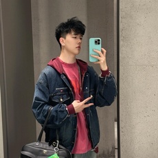 。Balenciaga 刺绣牛仔兜帽外套定制雾蓝锁纹纯棉牛仔料 以及赤焰磨绒卫衣料 质感卓越 温润如棉 。Balenciaga 刺绣牛仔兜帽外套定制雾蓝锁纹纯棉牛仔料 以及赤焰磨绒卫衣料 质感卓越 温润如棉