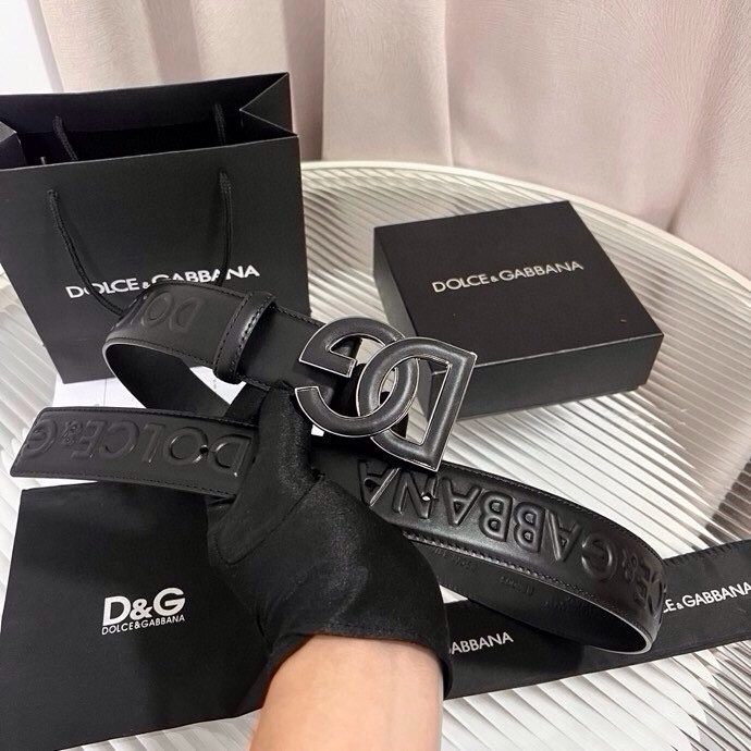Dolce&Gabbana 全新浮雕小牛皮腰带，满载干练态度，尽显巧思 ，宽度.40mm