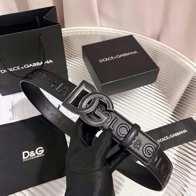 Dolce&Gabbana 全新浮雕小牛皮腰带，满载干练态度，尽显巧思 ，宽度.40mm