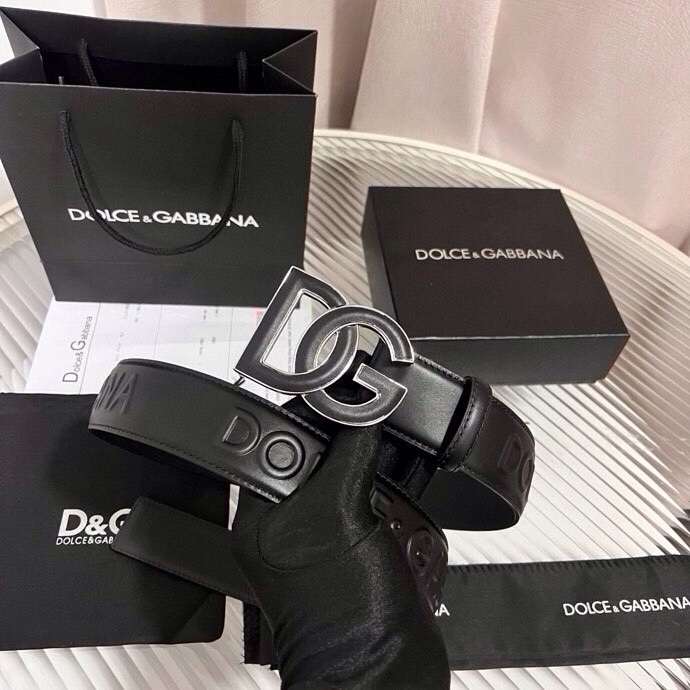 Dolce&Gabbana 全新浮雕小牛皮腰带，满载干练态度，尽显巧思 ，宽度.40mm