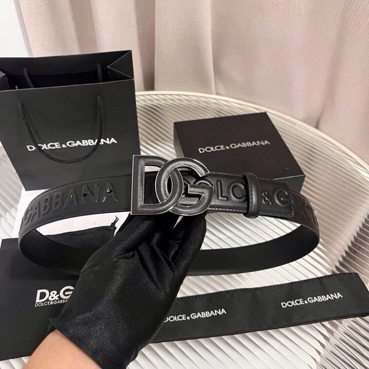 Dolce&Gabbana 全新浮雕小牛皮腰带，满载干练态度，尽显巧思 ，宽度.40mm