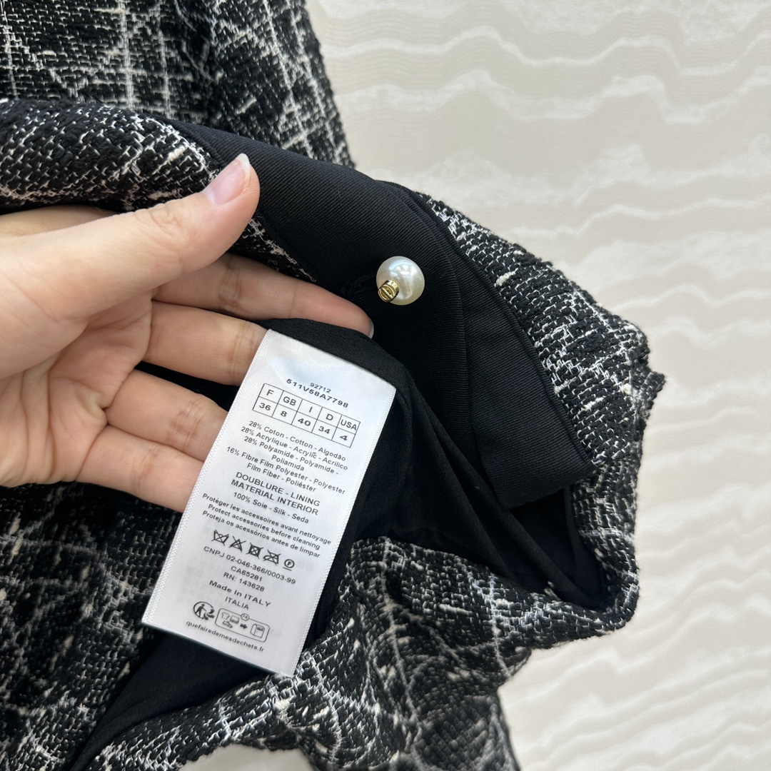 爆单推荐❤️原单品质！Miss D 25早秋新品戴妃藤格纹翻领夹克外套，白富美必入单品，开发定制立体编织