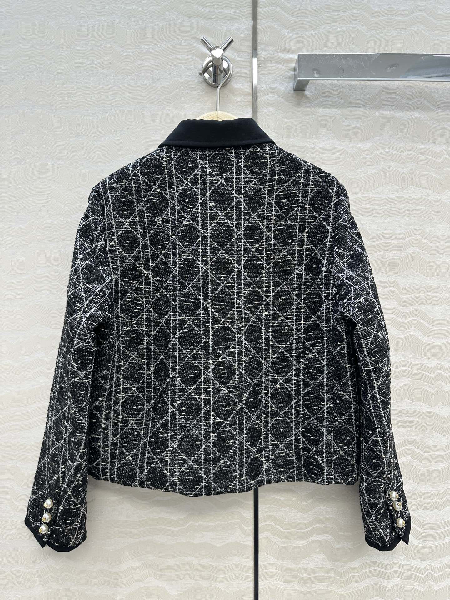 爆单推荐❤️原单品质！Miss D 25早秋新品戴妃藤格纹翻领夹克外套，白富美必入单品，开发定制立体编织