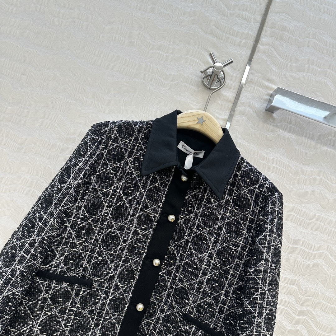 爆单推荐❤️原单品质！Miss D 25早秋新品戴妃藤格纹翻领夹克外套，白富美必入单品，开发定制立体编织