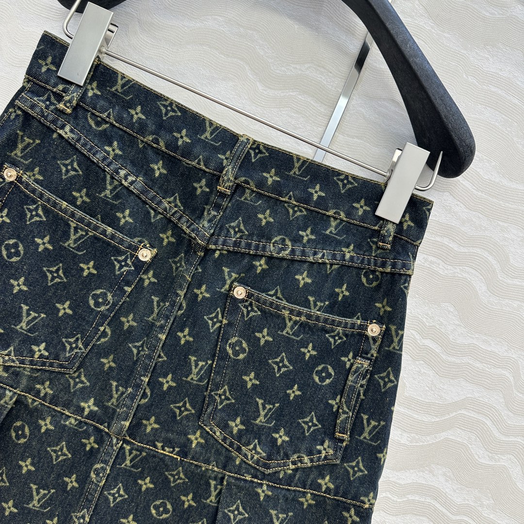 独家首发❤️ 爆单推荐，L25s春夏新品Romantique系列，MONOGRAM激光印花logo牛仔半