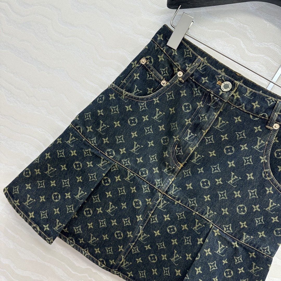 独家首发❤️ 爆单推荐，L25s春夏新品Romantique系列，MONOGRAM激光印花logo牛仔半