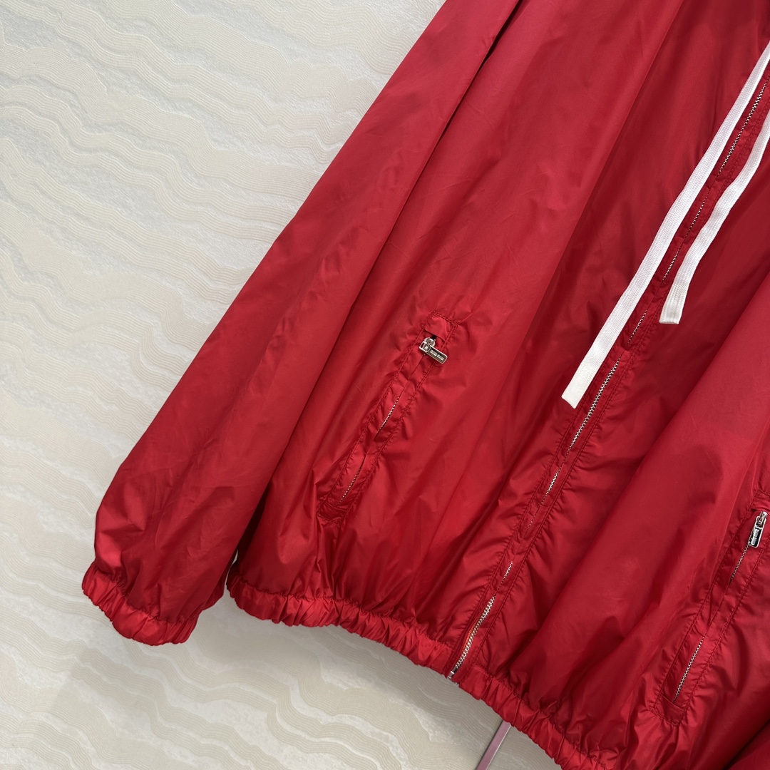 独家首发❤️原单品质，miu系知识分子时髦风overzise连帽卫衣外套！刘浩存同款双面可穿设计，格蕾系