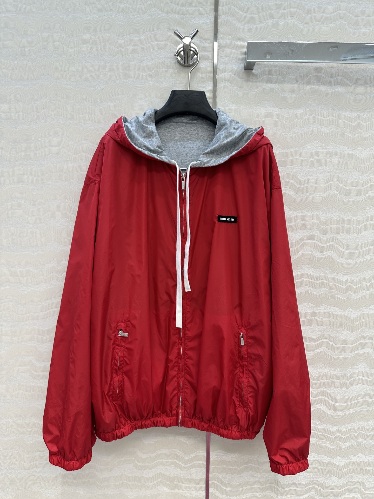 独家首发❤️原单品质，miu系知识分子时髦风overzise连帽卫衣外套！刘浩存同款双面可穿设计，格蕾系