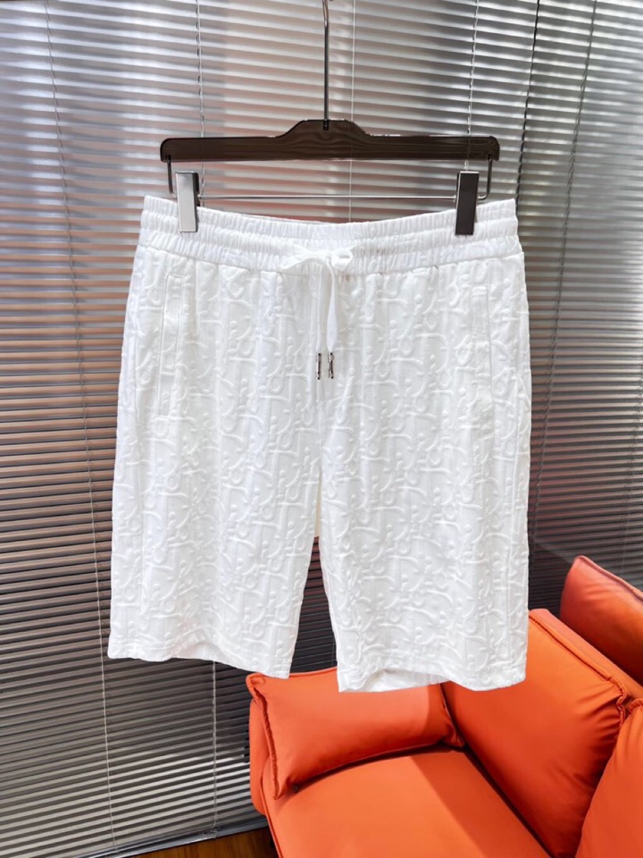 Dior 迪奥满印提花短裤，采用80支双股100%精梳长绒棉，双龙头大提花机，非常非常立体的提花结构，制