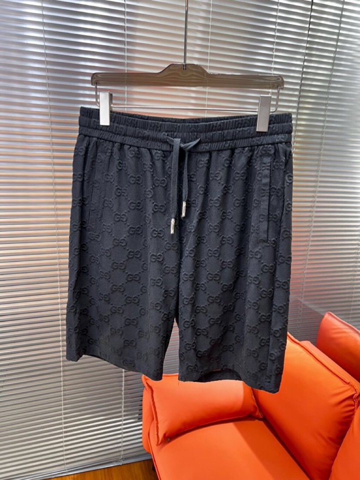 Gucci 古奇满印提花短裤，采用80支双股100%精梳长绒棉，双龙头大提花机，非常非常立体的提花结构，