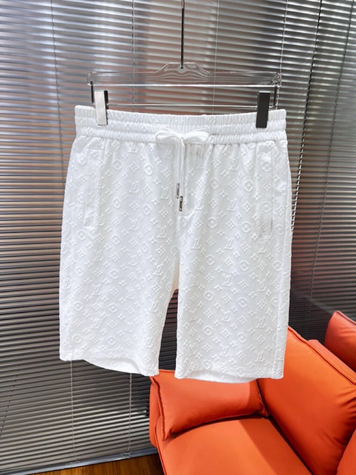 Louis Vuitton 路易威登 LV 驴牌满印提花短裤，采用80支双股100%精梳长绒棉，双龙头大