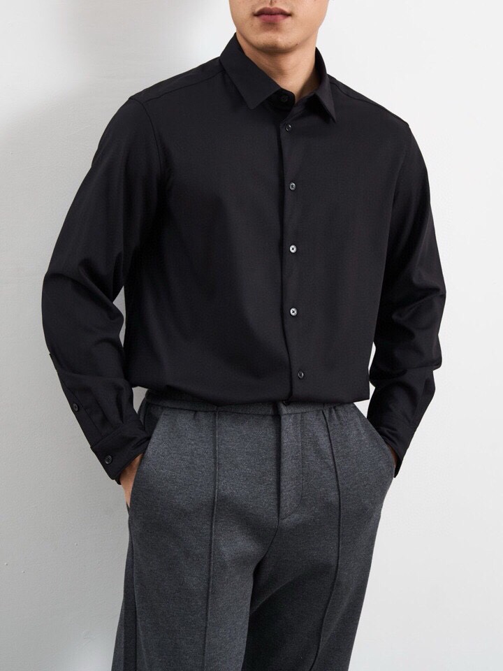 Ermenegildo Zegna 杰尼亚2025秋冬长袖衬衫，185克重莫代尔羊毛混纺面料。4种材质混