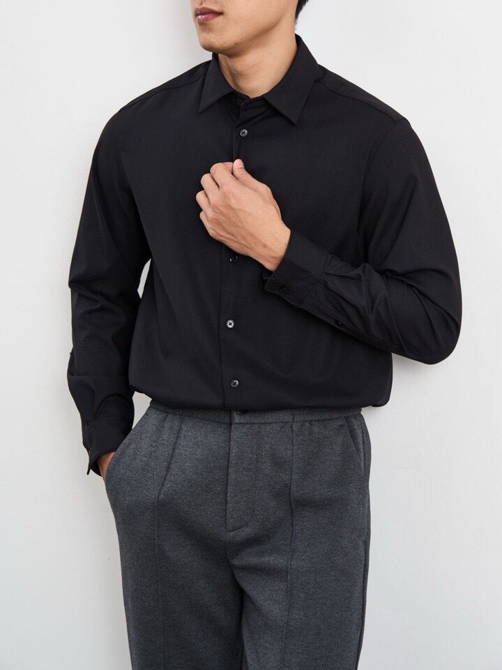 Ermenegildo Zegna 杰尼亚2025秋冬长袖衬衫，185克重莫代尔羊毛混纺面料。4种材质混