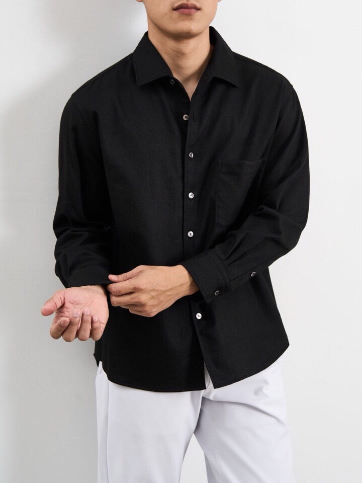 Loro Piana 诺悠翩雅lP🆕 秋冬慵懒老钱风格调同款系列长袖衬衫，220克重，麻棉斜纹材质。长绒