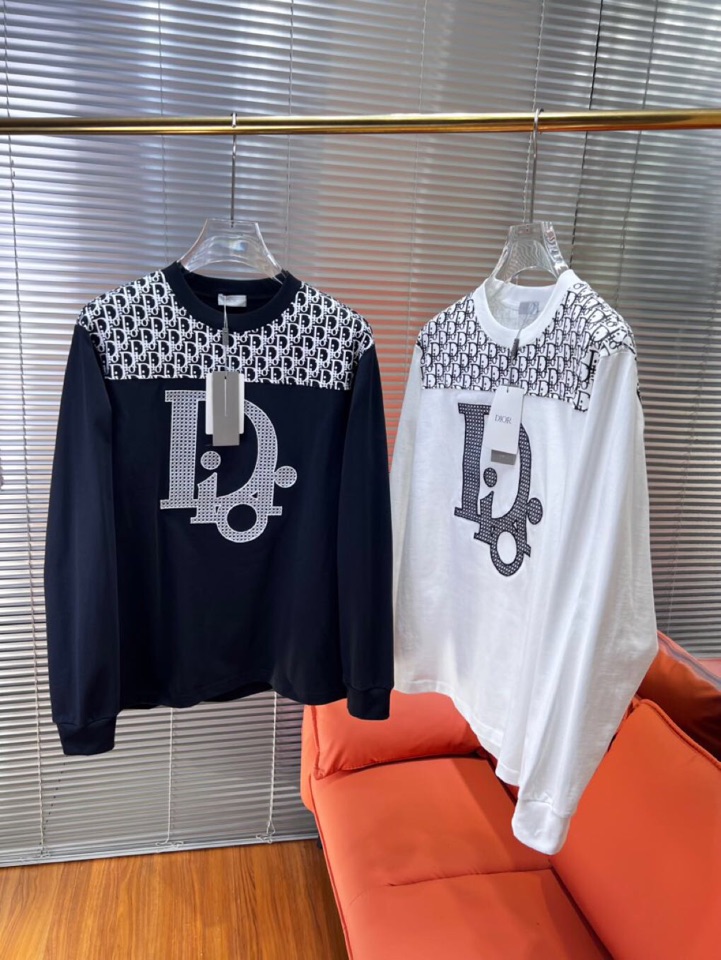 Dior 迪奥2025新款圆领长袖T恤，男女同款情侣款，定制280克重纯棉面料，定染32支双股螺纹、领标