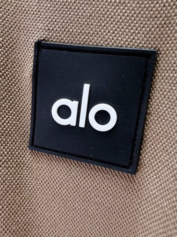 alo 2025秋冬新款首发最新款厚款翻领长袖T恤Polo衫，高端订制 设计前卫时尚！品牌logo重工艺