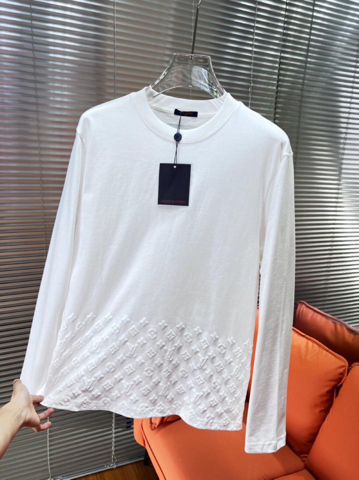 Louis Vuitton 路易威登驴家 LV2025新款圆领长袖T恤，男女同款情侣款，数码植绒发泡四叶