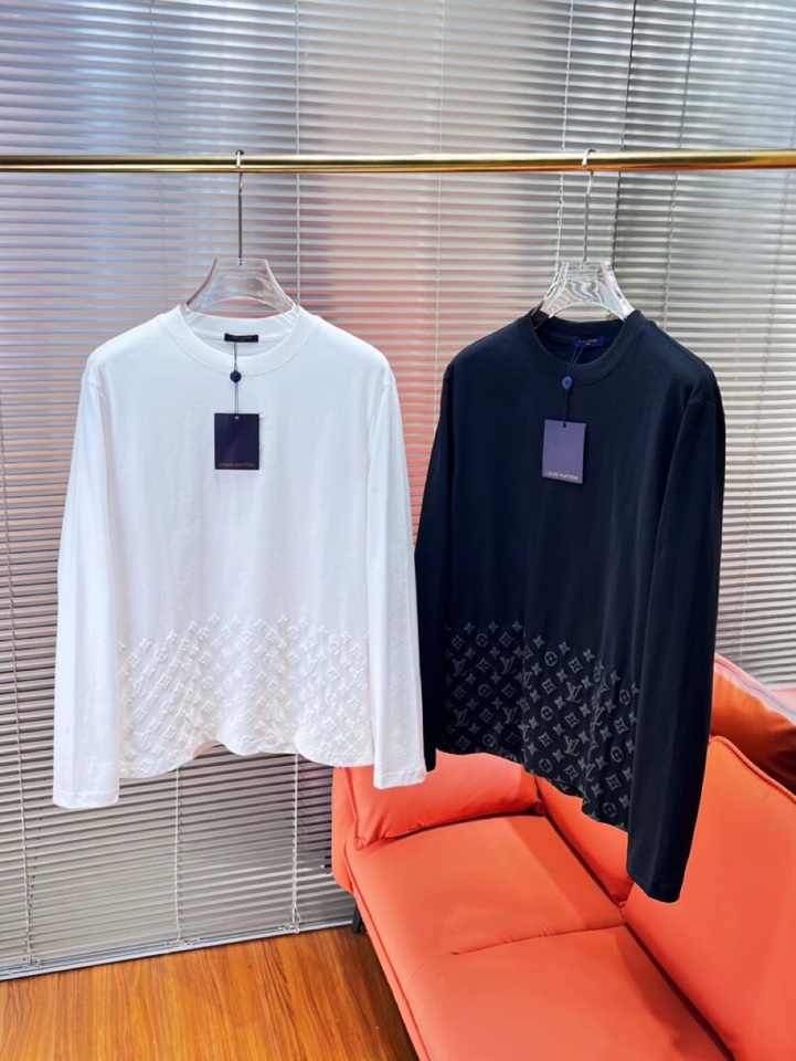 Louis Vuitton 路易威登驴家 LV2025新款圆领长袖T恤，男女同款情侣款，数码植绒发泡四叶