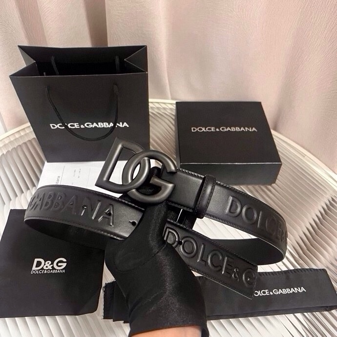 Dolce&Gabbana 全新浮雕小牛皮腰带，满载干练态度，尽显巧思 ，宽度.40mm
