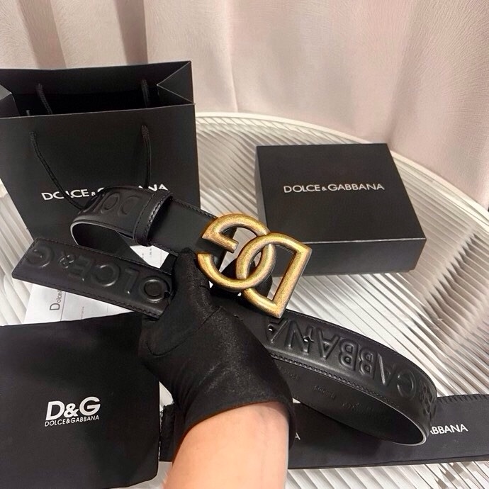 Dolce&Gabbana 全新浮雕小牛皮腰带，满载干练态度，尽显巧思 ，宽度.40mm