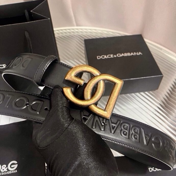 Dolce&Gabbana 全新浮雕小牛皮腰带，满载干练态度，尽显巧思 ，宽度.40mm