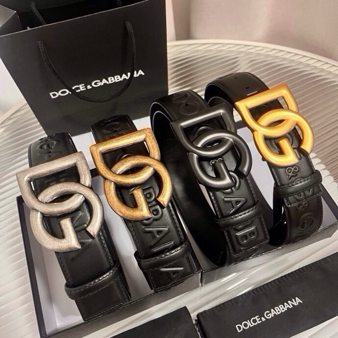 Dolce&Gabbana 全新浮雕小牛皮腰带，满载干练态度，尽显巧思 ，宽度.40mm