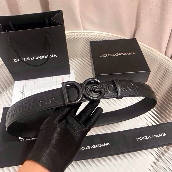 Dolce&Gabbana 全新浮雕小牛皮腰带，满载干练态度，尽显巧思 ，宽度.40mm