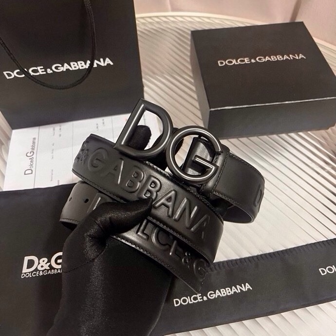 Dolce&Gabbana 全新浮雕小牛皮腰带，满载干练态度，尽显巧思 ，宽度.40mm
