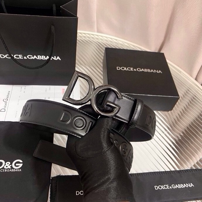 Dolce&Gabbana 全新浮雕小牛皮腰带，满载干练态度，尽显巧思 ，宽度.40mm