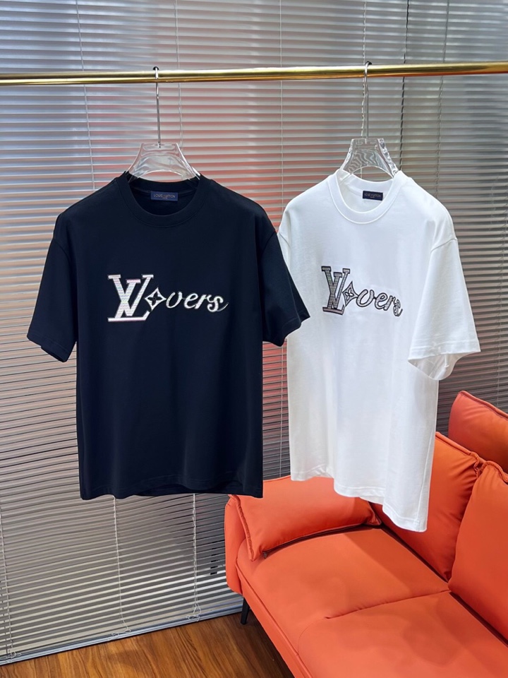 Louis Vuitton 路易威登LV 驴牌 最新爆款男女同款情侣款短袖圆领T恤，2025春夏新款首发