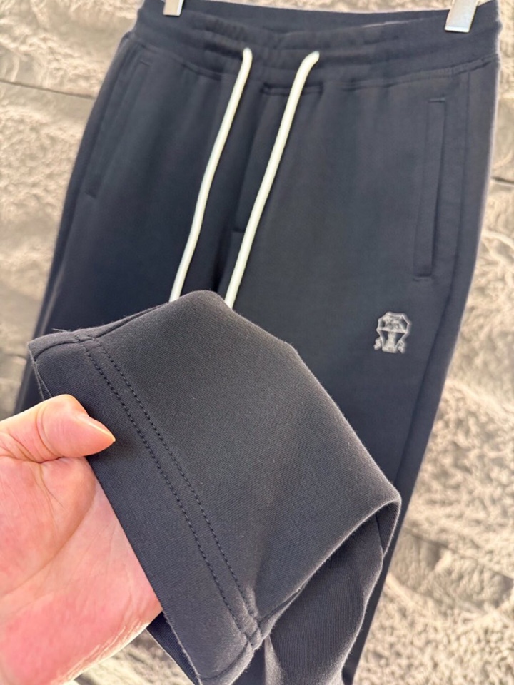 Brunello Cucinelli BC2025ss 秋冬新品，男士针织羊毛休闲裤长裤，高奢内敛低调，