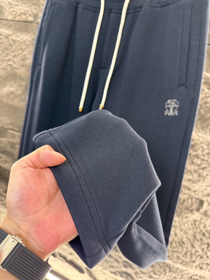 Brunello Cucinelli BC2025ss 秋冬新品，男士针织羊毛休闲裤长裤，高奢内敛低调，