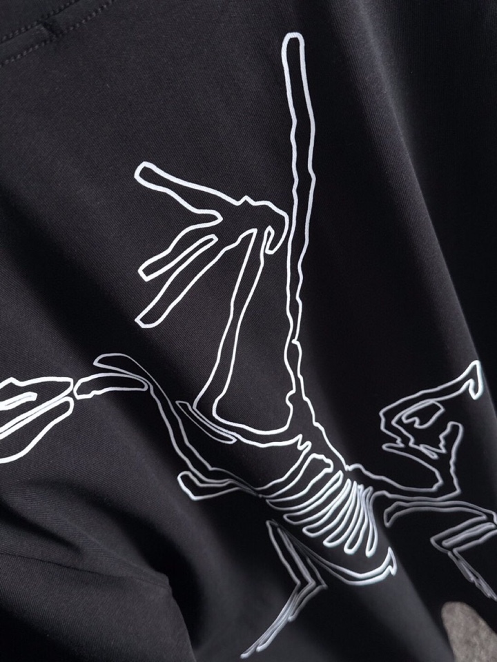 (Arcteryx）始祖鸟ARC 2025SS春夏最新款圆领时尚短袖T恤，官网同步，纯棉面料！贴肤舒适，