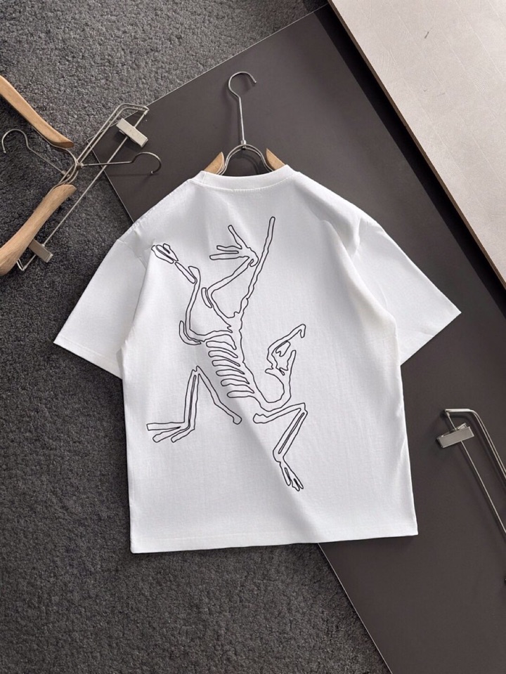 (Arcteryx）始祖鸟ARC 2025SS春夏最新款圆领时尚短袖T恤，官网同步，纯棉面料！贴肤舒适，