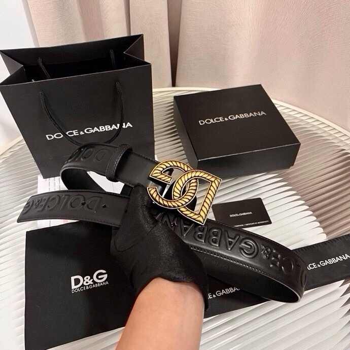 Dolce&Gabbana  全新浮雕小牛皮腰带，满载干练态度，尽显巧思 ，宽度.40mm