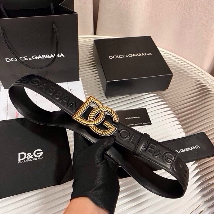 Dolce&Gabbana  全新浮雕小牛皮腰带，满载干练态度，尽显巧思 ，宽度.40mm