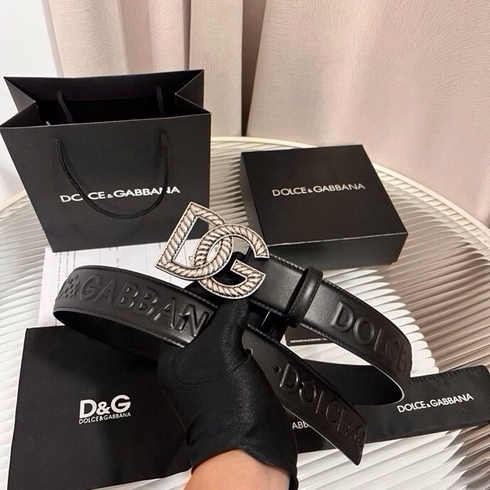 Dolce&Gabbana  全新浮雕小牛皮腰带，满载干练态度，尽显巧思 ，宽度.40mm