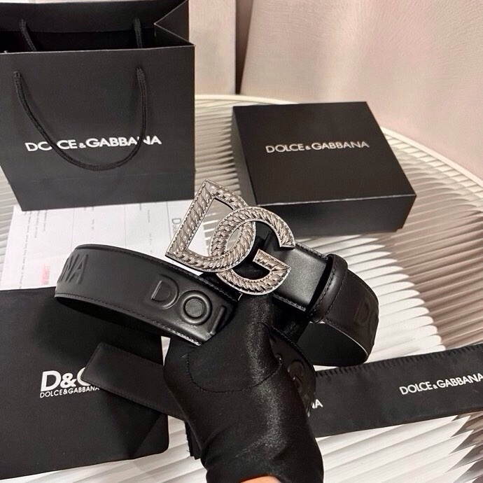 Dolce&Gabbana  全新浮雕小牛皮腰带，满载干练态度，尽显巧思 ，宽度.40mm